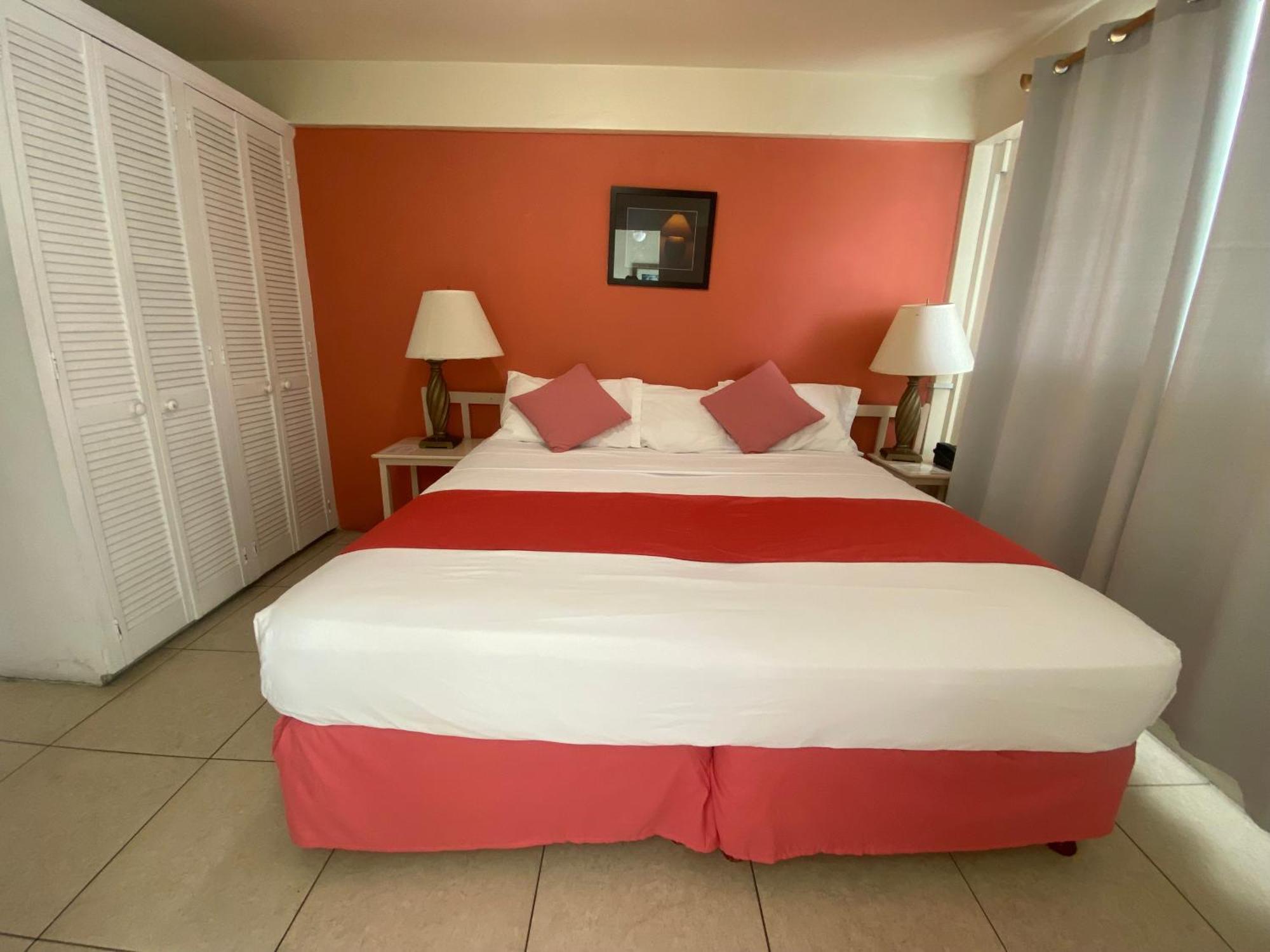 Melrose Beach Apartments Inc Bridgetown Habitación foto